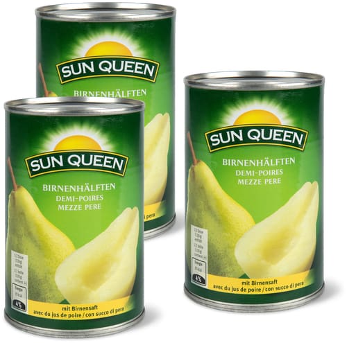 Birnenhälften mit Birnensaft