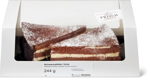 Schwarzwälder-Torte mit Kirschen