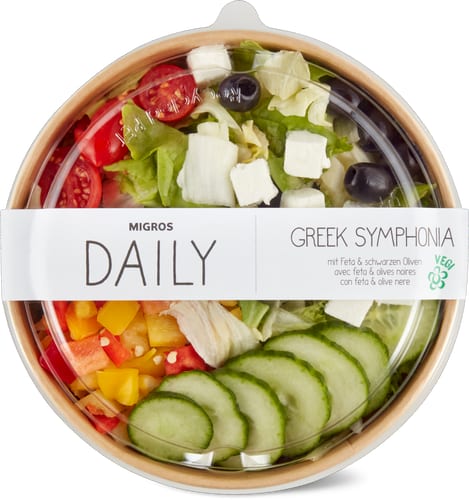 Bowl di insalata greca con feta e olive nere