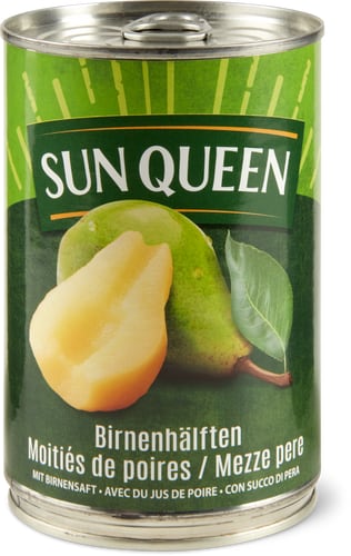 Pear halves with pear juice