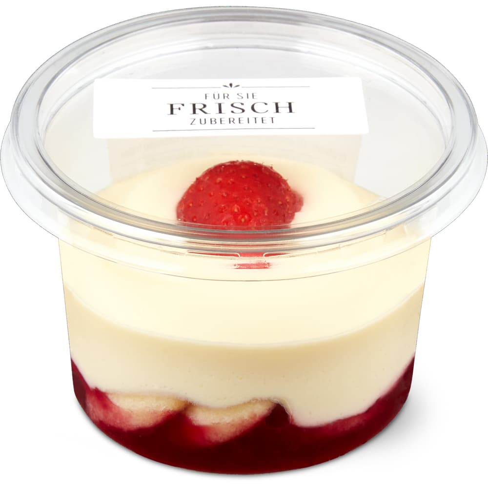 Frisch zubereitet Erdbeer Tiramisu Becher