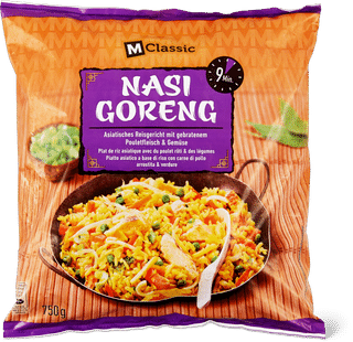 M-Classic Nasi Goreng Asiatisches Reisgericht mit gebratenem Pouletfleisch und Gemüse
