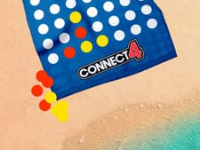 Jeu Puissance 4 sur linge de baine Hasbro