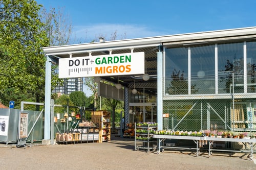 Bois d'allumage 10 kg en carton Bois d'allumage - acheter chez Do it +  Garden Migros