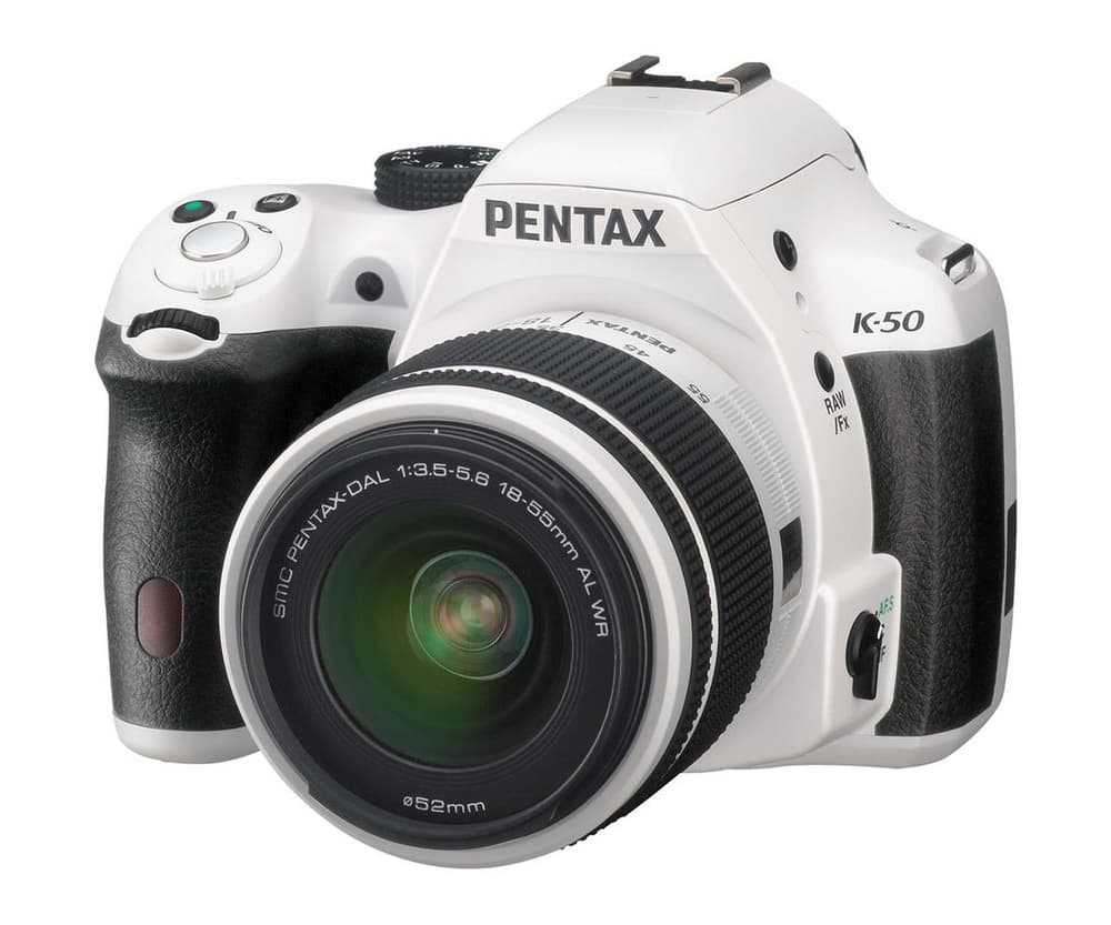 Pentax K-50 blanc 18-55mm WR+50-200mm WR Pentax 95110003540413 Photo n°. 1