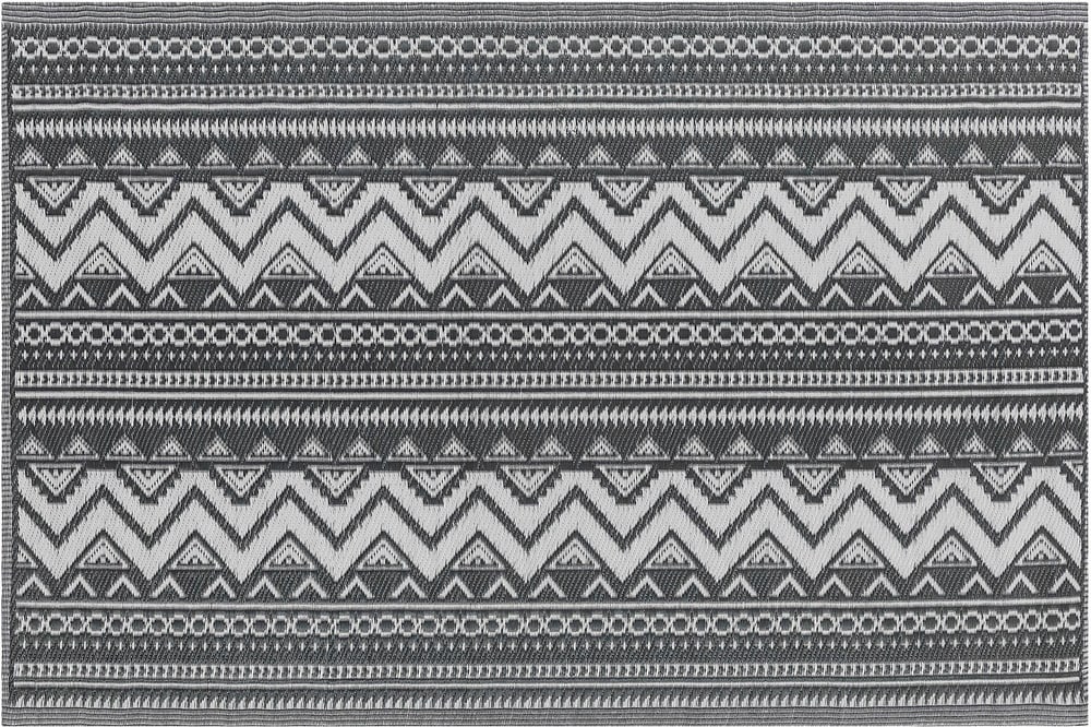 Tappeto da esterno nero con motivo geometrico 120 x 180 cm NAGPUR Tappeto per esterni Beliani 759196700000 N. figura 1