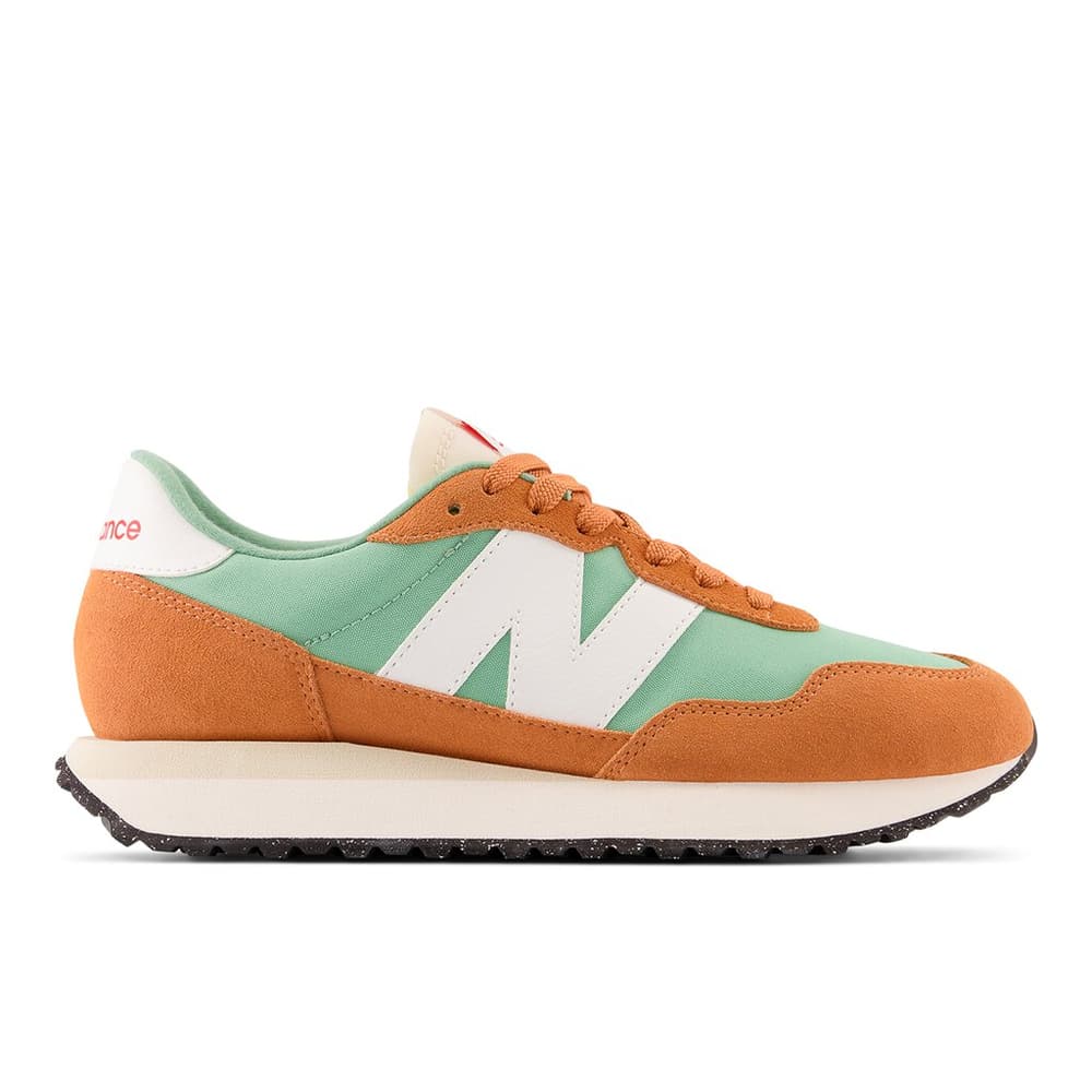 WS237IB Chaussures de loisirs New Balance 469435942558 Taille 42.5 Couleur caramel Photo no. 1