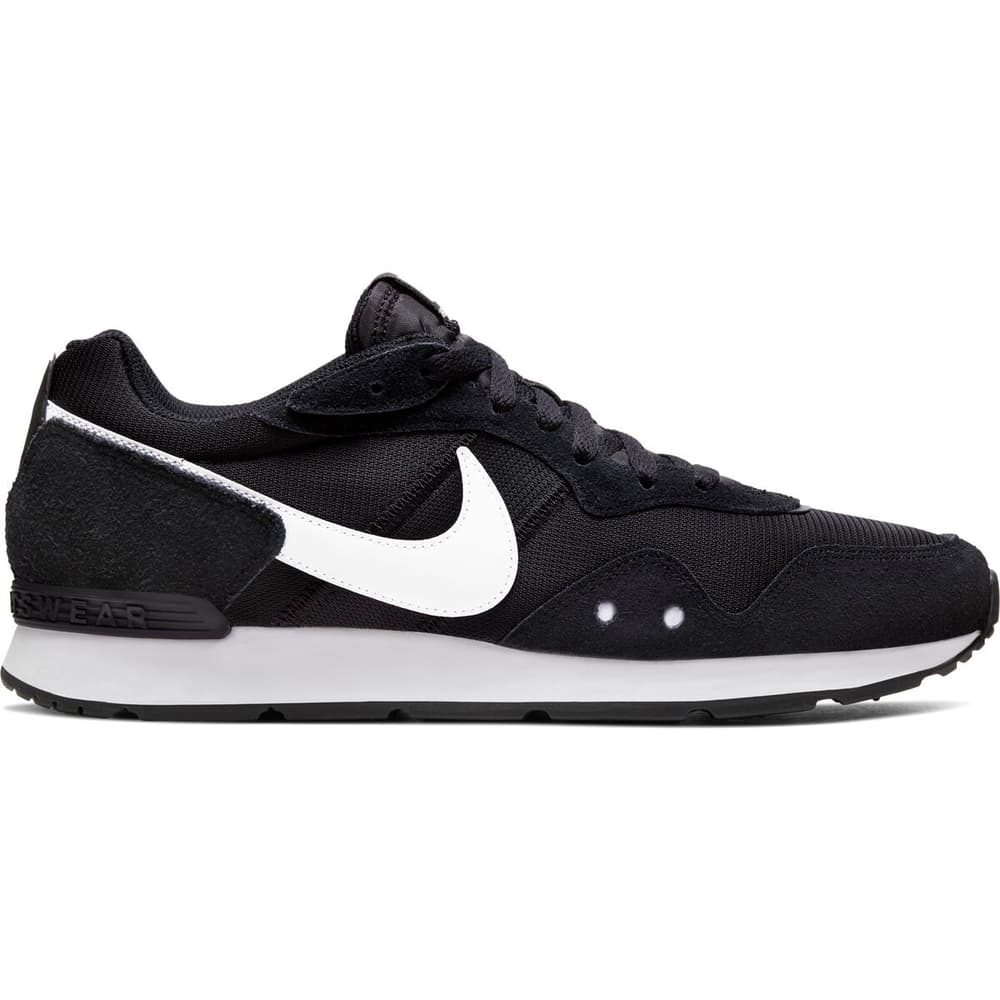 Venture Runner Chaussures de loisirs Nike 465421042020 Taille 42 Couleur noir Photo no. 1