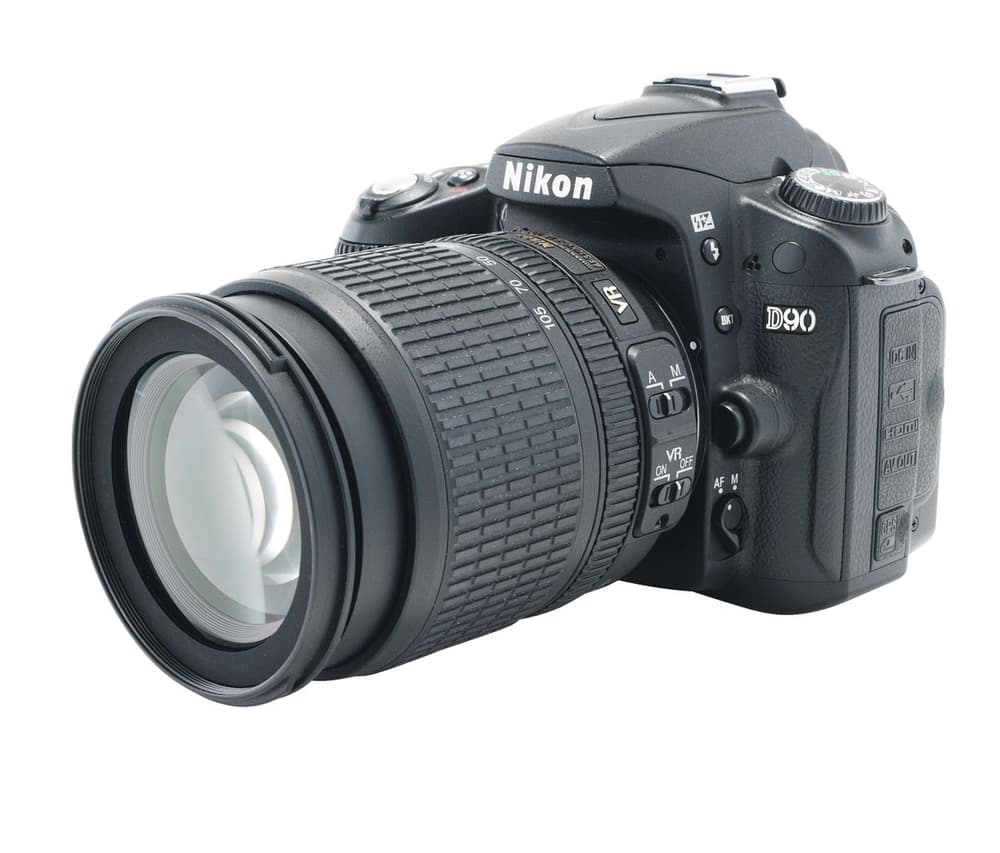 D90 KIT 18-105mm Spiegelreflexkamera M-Budget 79331630000008 Bild Nr. 1