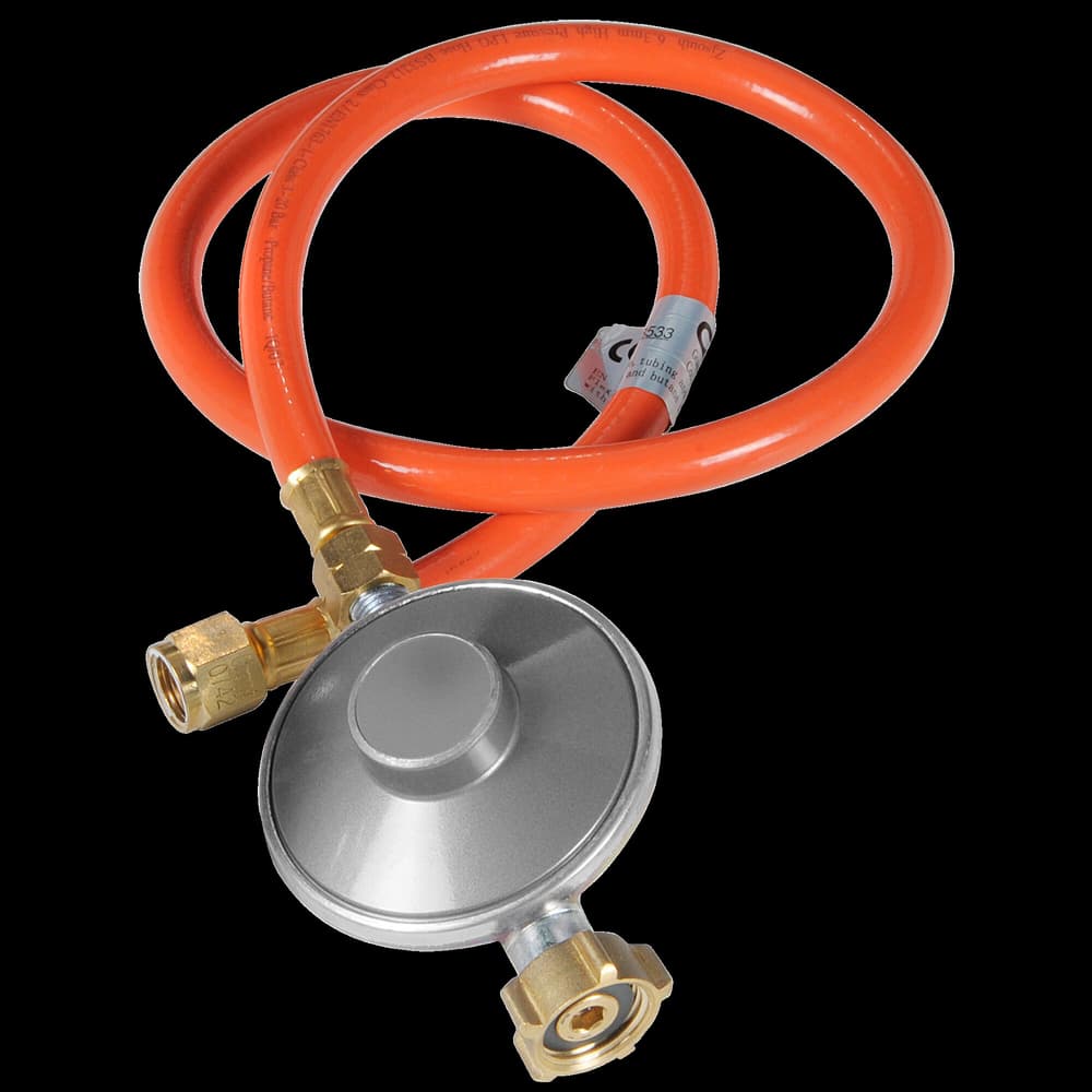 Regulateur de gaz avec tuyau CH (50mbar) Regulateur de gaz avec tuyau Outdoorchef 753802600000 Photo no. 1