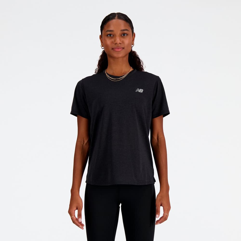 W NB Athletics Short Sleeve T-shirt New Balance 474188900320 Taille S Couleur noir Photo no. 1