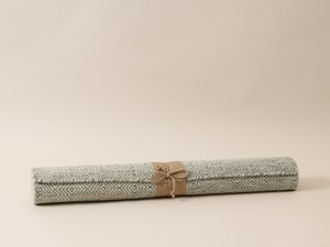 Tappeto in lana modello etno