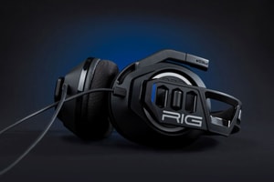 300 PRO HS Premier Gaming Headset -black [PS5/PS4/XSX/XONE/PC/Mobile]