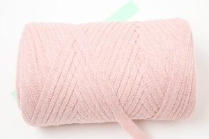 Ribbon Pura powder, filato a nastro Lalana per uncinetto, maglia, annodatura e macramè, rosa, ca. 8 x 1 mm x 95 m, ca. 200 g, 1 gomitolo