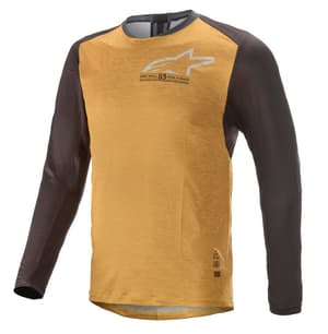 Grosse Auswahl An Sportbekleidung Fur Biking Velofahren 