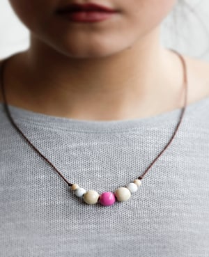 Mélange de perles en bois ø 8 mm, colorées