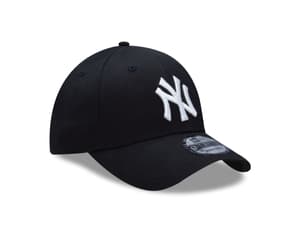 LEAGUE ESSENTIAL 9FORTY® NEW YORK YANKEES