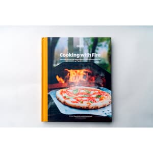 Livre de recettes „Cooking with Fire“