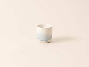 Candela in vaso di ceramica