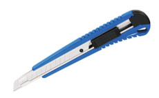 Cutter 9 mm BASIC