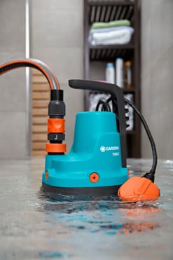 Gardena 7000/C Klarwasser-Tauchpumpe - kaufen bei Do it + Garden