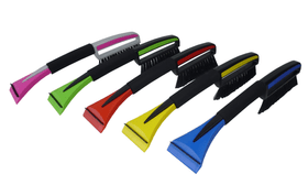 Everest assortiert 1 Stk. Eiskratzer + Schneebesen Everest assortiert 1 Stk. Eiskratzer + Schneebesen 621019400000 Bild Nr. 1