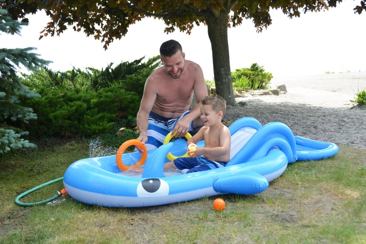 Piscina per bambini la balena