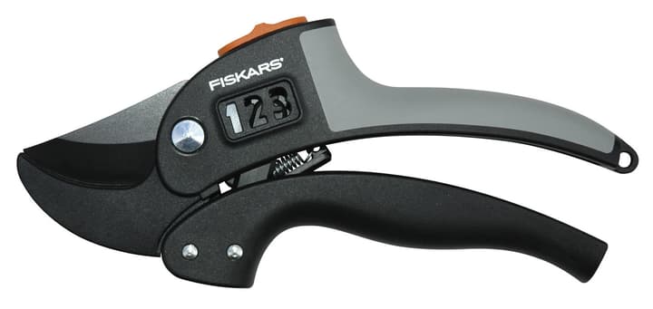 Image of Fiskars PowerStep P83 Gartenschere