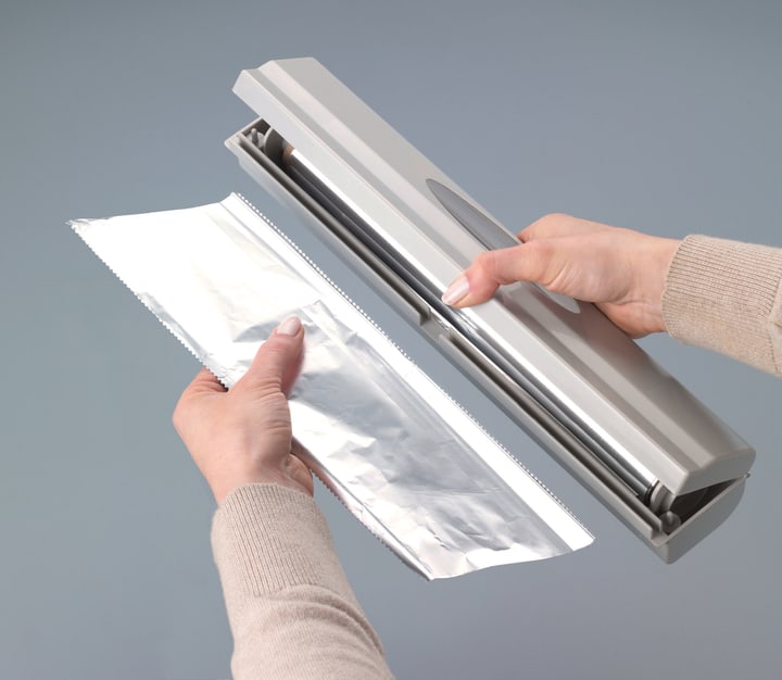 Image of WENKO Folienspender Perfect Cutter weiss bei Do it + Garden von Migros