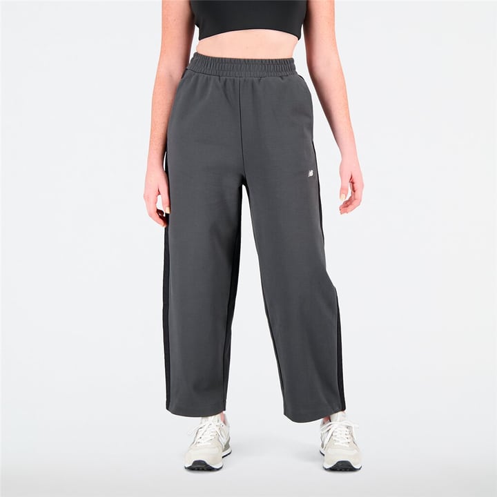 Image of New Balance W Athletics Remastered Pant Hose dunkelgrau