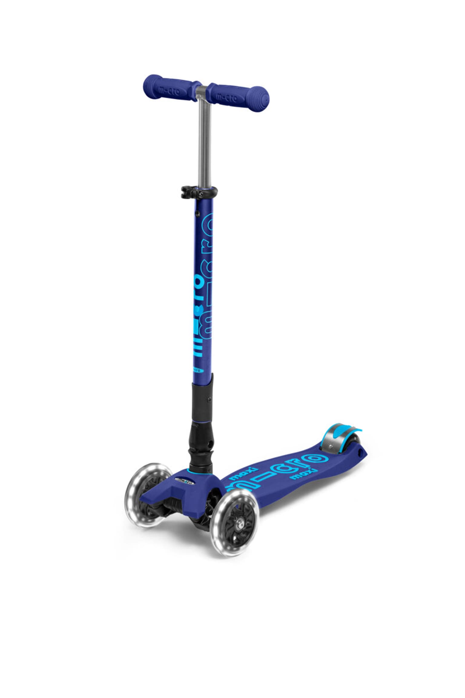 Micro Micro Maxi Deluxe Foldable LED Scooter 1