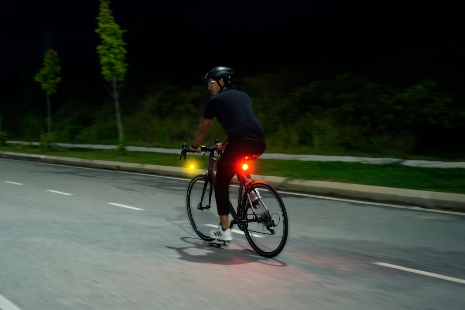 Lumos Firefly Bike Light Velohelm 6