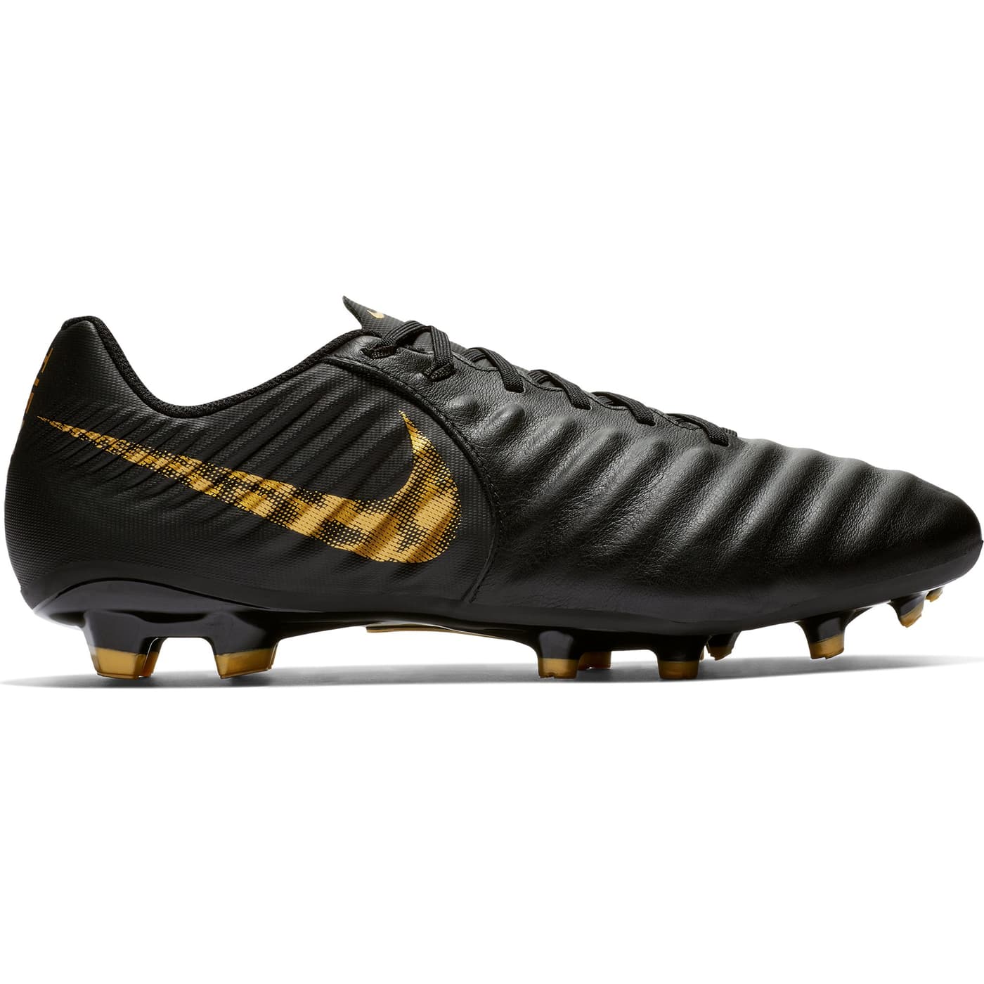 nike tiempo calcetto opinioni