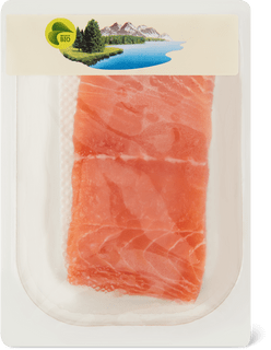 Bio filetto salmone con la pelle